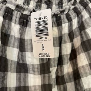 NWT Torrid size 5 off the shoulder midi dress